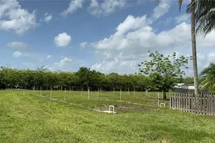 19505 SW 272nd, Homestead, FL 33031 - Photo 9