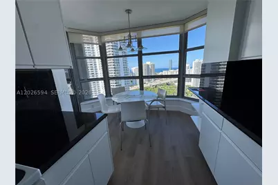 3530 Mystic Pointe #2709, Aventura, FL 33180 - Photo 15
