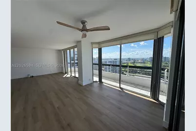 3530 Mystic Pointe #2709, Aventura, FL 33180 - Photo 11