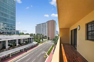 2924 Collins, Miami Beach, FL 33140 - Photo 7