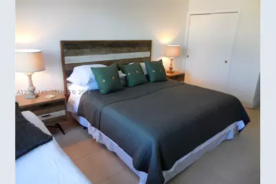 5151 Collins #519, Miami Beach, FL 33140 - Photo 15