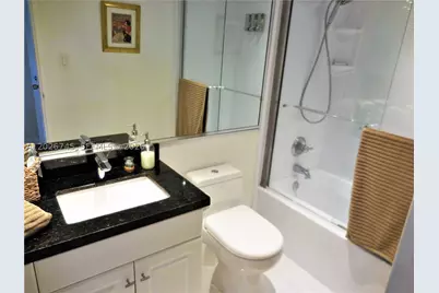 5151 Collins #519, Miami Beach, FL 33140 - Photo 19