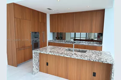 175 SE 25 #901, Miami, FL 33129 - Photo 5