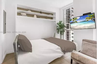 227 NE 2nd #2611, Miami, FL 33132 - Photo 5