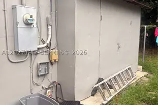 1100 NW 110th, Miami, FL 33168 - Photo 9