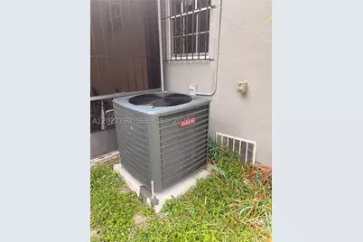 1100 NW 110th, Miami, FL 33168 - Photo 3