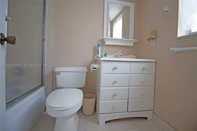 5621 SW 2nd #101, Margate, FL 33068 - Photo 9
