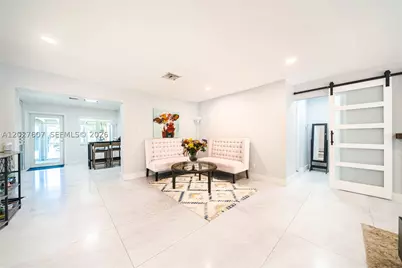 1101 NE 5th, Hallandale, FL 33009 - Photo 5
