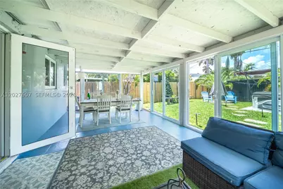 1101 NE 5th, Hallandale, FL 33009 - Photo 17