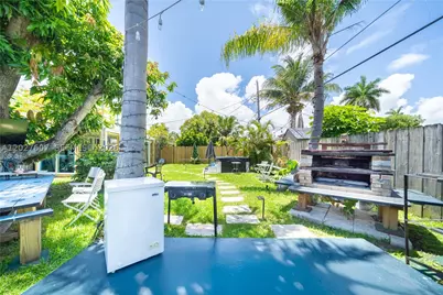 1101 NE 5th, Hallandale, FL 33009 - Photo 27