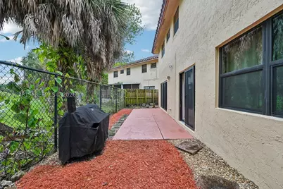 3461 Cluster, Miramar, FL 33025 - Photo 27
