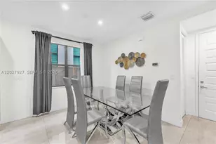 10250 NW 76th, Doral, FL 33178 - Photo 11