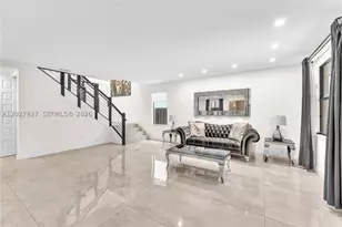 10250 NW 76th, Doral, FL 33178 - Photo 9