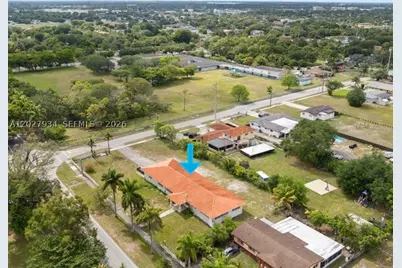 1895 NW 175th, Miami Gardens, FL 33056 - Photo 15