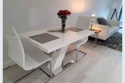 55 SW 9th #2709, Miami, FL 33130 - Photo 3