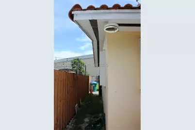 1022 NW 22nd, Miami, FL 33125 - Photo 21