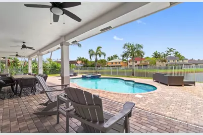 1088 Skylark, Weston, FL 33327 - Photo 5