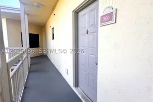 8290 Lake, Doral, FL 33166 - Photo 3
