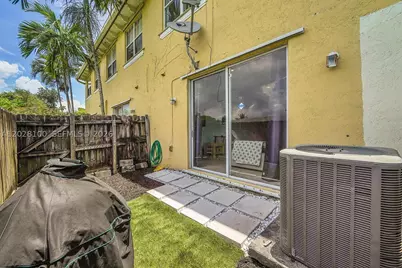 2620 Pierce #A3, Hollywood, FL 33020 - Photo 15
