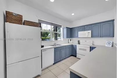 2620 Pierce #A3, Hollywood, FL 33020 - Photo 5