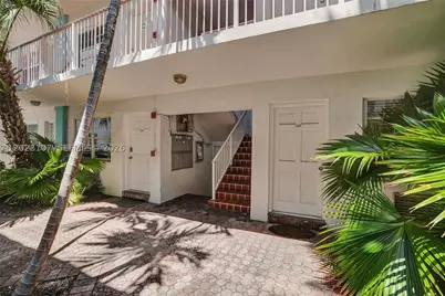 911 Meridian #104, Miami Beach, FL 33139 - Photo 9