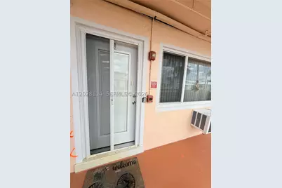 725 SW 11 #F8, Hallandale Beach, FL 33009 - Photo 3