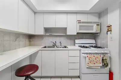 790 W 73rd, Hialeah, FL 33014 - Photo 23