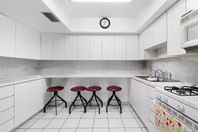 790 W 73rd, Hialeah, FL 33014 - Photo 21