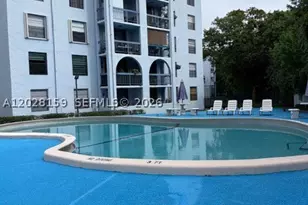 9460 Fontainebleau, Miami, FL 33172 - Photo 41