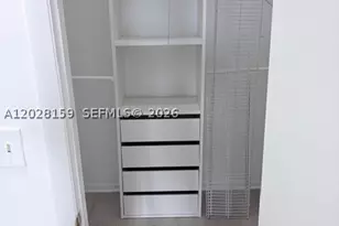9460 Fontainebleau, Miami, FL 33172 - Photo 25