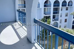 9460 Fontainebleau, Miami, FL 33172 - Photo 31