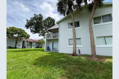 1141 Lake Victoria #F, Palm Beach, FL 33411 - Photo 23