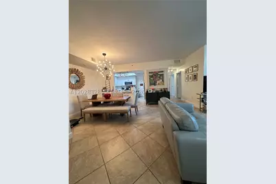 9755 NW 52nd #219, Doral, FL 33178 - Photo 7