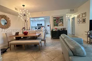 9755 NW 52nd, Doral, FL 33178 - Photo 7