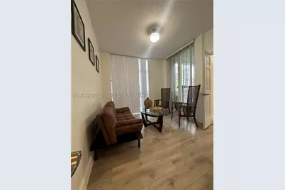 9755 NW 52nd #219, Doral, FL 33178 - Photo 5