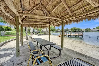 901 Colony Point #501, Pembroke Pines, FL 33026 - Photo 39