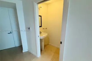 1900 N Bayshore, Miami, FL 33132 - Photo 5
