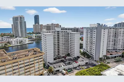 121 Golden Isles #205, Hallandale Beach, FL 33009 - Photo 25