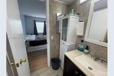 9281 Sunrise Lakes #209, Sunrise, FL 33322 - Photo 23
