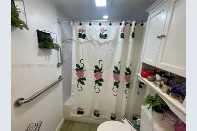 9281 Sunrise Lakes #209, Sunrise, FL 33322 - Photo 39