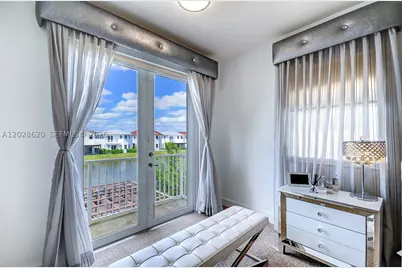 10555 NW 69th, Doral, FL 33178 - Photo 33