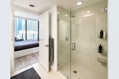 45 SW 9th #1506, Miami, FL 33130 - Photo 9