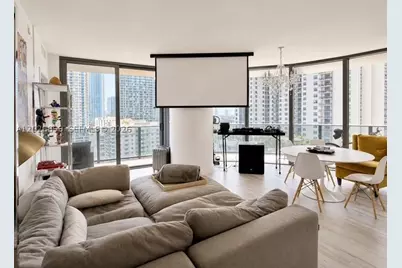 45 SW 9th #1506, Miami, FL 33130 - Photo 3