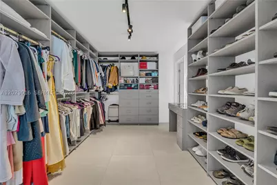 1450 Brickell Bay #1815, Miami, FL 33131 - Photo 23