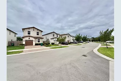 2462 NW 131st, Miami, FL 33167 - Photo 25