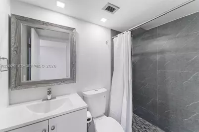 17890 W Dixie501 #501, North Miami Beach, FL 33160 - Photo 13