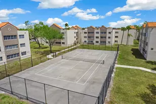 6135 NW 186th, Hialeah, FL 33015 - Photo 23
