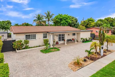 884 W 72nd, Hialeah, FL 33014 - Photo 1