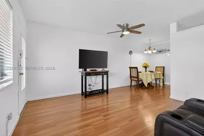 820 SW 11th #15B, Hallandale Beach, FL 33009 - Photo 3