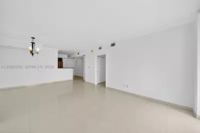 325 S Biscayne #2219, Miami, FL 33131 - Photo 11